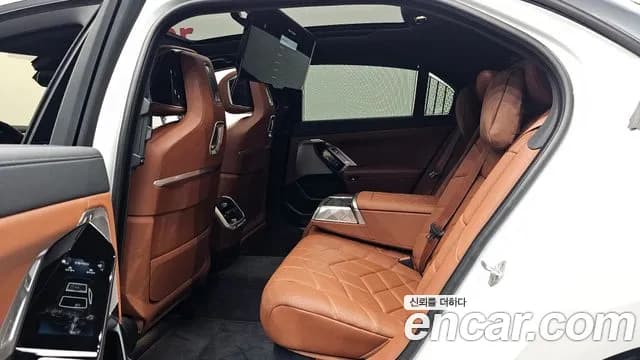 2025 BMW 7 Series (G70) 740i xDrive M Sport Sold VIN WBA31EH06SCT74025 – photo 22 2025 BMW 7 Series (G70) 740i xDrive M Sport Sold VIN WBA31EH06SCT74025 – photo 22