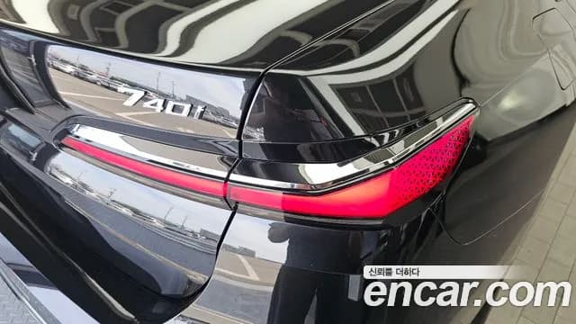 2024 BMW 7 Series (G70) 740i xDrive M Sport Sold VIN WBA31EH0XRCS95533 – front exterior 2024 BMW 7 Series (G70) 740i xDrive M Sport Sold VIN WBA31EH0XRCS95533 – front exterior