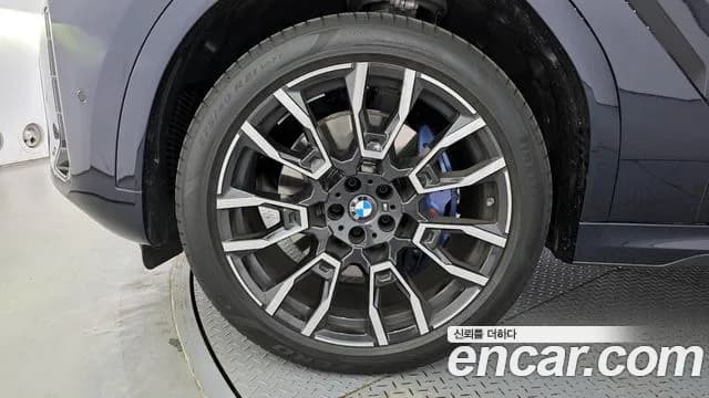 2025 BMW X6 (G06) xDrive40i M Sport Sold VIN WBA31EX03S9120738 – photo 21 2025 BMW X6 (G06) xDrive40i M Sport Sold VIN WBA31EX03S9120738 – photo 21