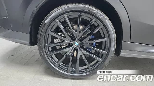2025 BMW X6 (G06) xDrive40i M Sport Sold VIN WBA31EX06S9Z54311 – photo 12 2025 BMW X6 (G06) xDrive40i M Sport Sold VIN WBA31EX06S9Z54311 – photo 12