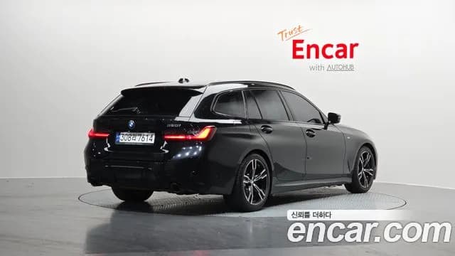 2023 BMW 3 Series (G20) 320i Touring M Sports Sold VIN WBA31FY07PFN95483 – front exterior 2023 BMW 3 Series (G20) 320i Touring M Sports Sold VIN WBA31FY07PFN95483 – front exterior
