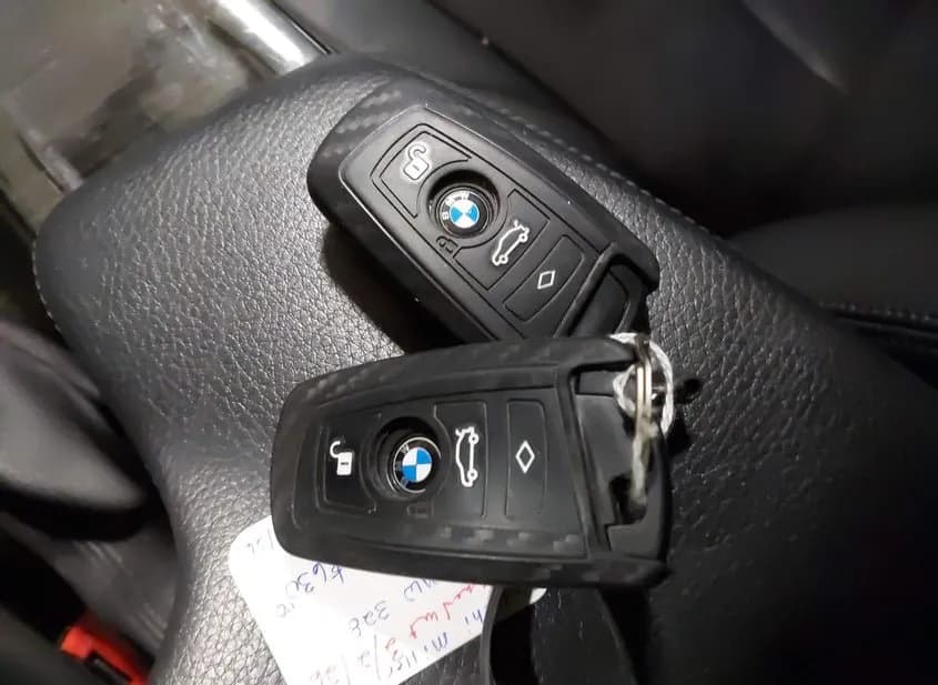 2013 BMW 328i Used VIN WBA3B3C55DF541061 – rear exterior 2013 BMW 328i Used VIN WBA3B3C55DF541061 – rear exterior