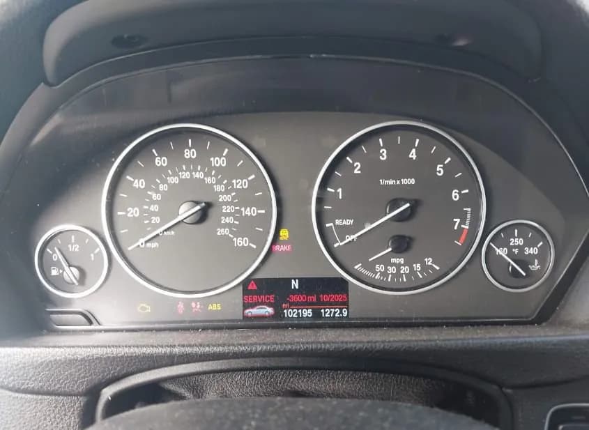 2015 BMW 320i - VIN WBA3C3C58FP664119 2015 BMW 320i VIN WBA3C3C58FP664119