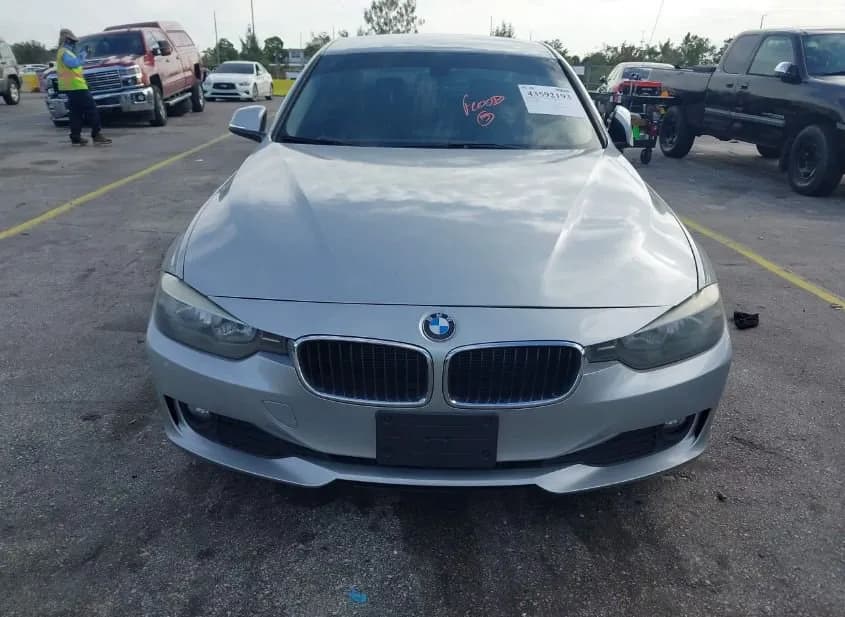 2015 BMW 320i Used VIN WBA3C3C58FP664119 – rear exterior 2015 BMW 320i Used VIN WBA3C3C58FP664119 – rear exterior