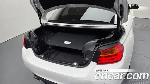 2017 BMW 4 Series (F32) 428i Convetible vision 100 Edition Sold VIN WBA3V7104H5A09515 – photo 29 2017 BMW 4 Series (F32) 428i Convetible vision 100 Edition Sold VIN WBA3V7104H5A09515 – photo 29