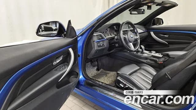 2017 BMW 4 Series (F32) 428i M Sport Convertible Sold VIN WBA3V7108H5A09596 – exterior detail 2017 BMW 4 Series (F32) 428i M Sport Convertible Sold VIN WBA3V7108H5A09596 – exterior detail