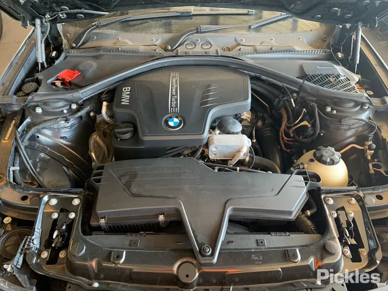 2014 BMW 3 Series Used VIN WBA3X12080D372784 – rear exterior 2014 BMW 3 Series Used VIN WBA3X12080D372784 – rear exterior