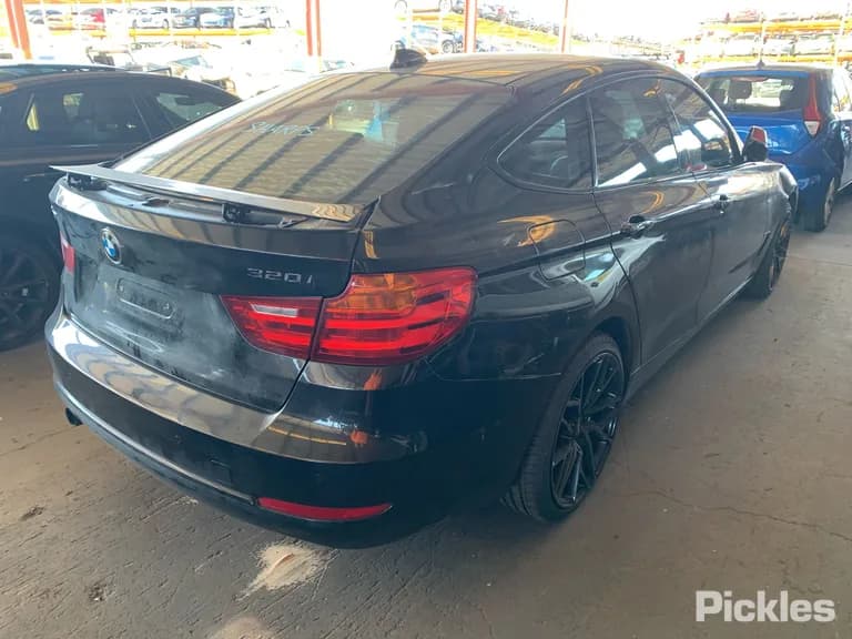 2014 BMW 3 Series Used VIN WBA3X12080D372784 – undercarriage 2014 BMW 3 Series Used VIN WBA3X12080D372784 – undercarriage