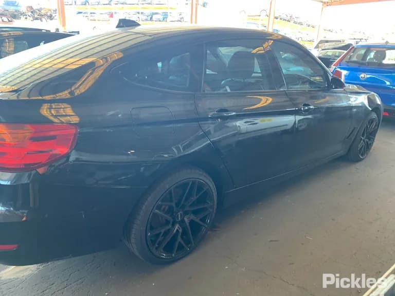 2014 BMW 3 Series Used VIN WBA3X12080D372784 – photo 17 2014 BMW 3 Series Used VIN WBA3X12080D372784 – photo 17
