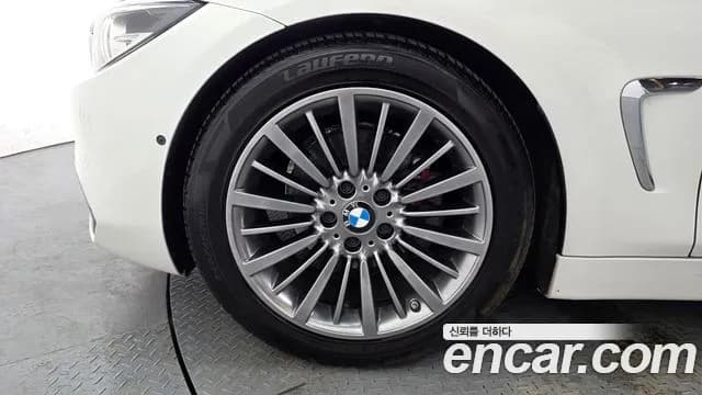 2018 BMW 4 Series (F32) 420i Luxury GranCoupe Sold VIN WBA4H3100JBM43438 – rear exterior 2018 BMW 4 Series (F32) 420i Luxury GranCoupe Sold VIN WBA4H3100JBM43438 – rear exterior