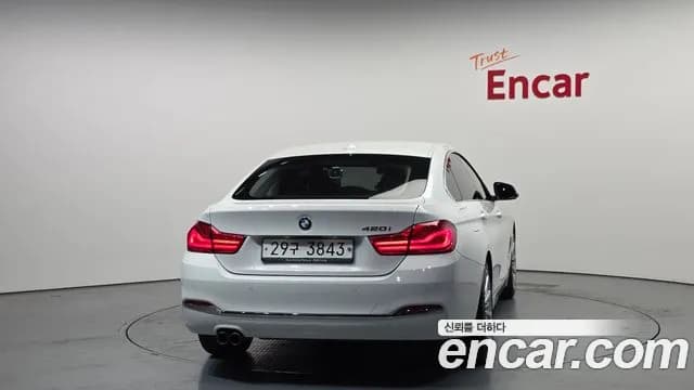 2018 BMW 4 Series (F32) 420i Luxury GranCoupe Sold VIN WBA4H3101JBM45473 – interior seats 2018 BMW 4 Series (F32) 420i Luxury GranCoupe Sold VIN WBA4H3101JBM45473 – interior seats
