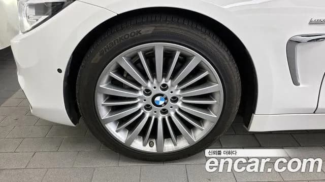 2018 BMW 4Series (F32) 420i Luxury GranCoupe Sold VIN WBA4H3102JBH09142 – photo 12 2018 BMW 4Series (F32) 420i Luxury GranCoupe Sold VIN WBA4H3102JBH09142 – photo 12