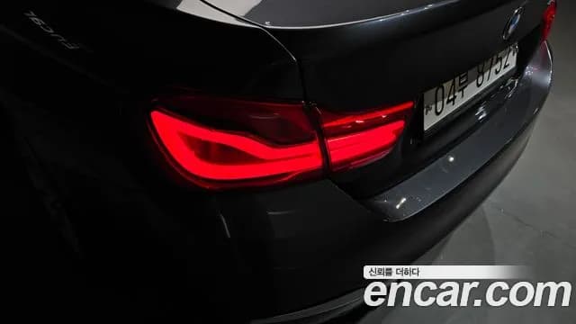 2018 BMW 4 Series (F32) 420i Luxury GranCoupe Sold VIN WBA4H3107JBH09220 – side profile 2018 BMW 4 Series (F32) 420i Luxury GranCoupe Sold VIN WBA4H3107JBH09220 – side profile