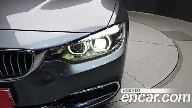 2018 BMW 4 Series (F32) 420i Luxury GranCoupe Sold VIN WBA4H3107JBH09220 – interior seats 2018 BMW 4 Series (F32) 420i Luxury GranCoupe Sold VIN WBA4H3107JBH09220 – interior seats