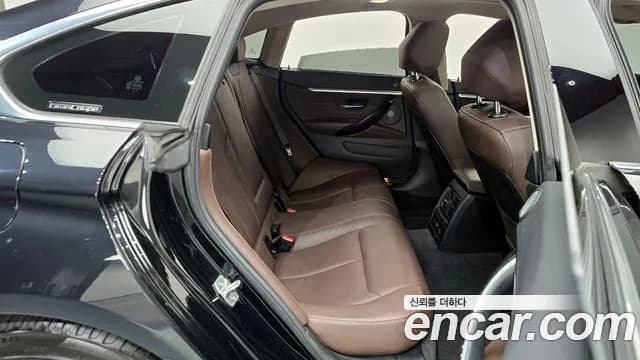 2021 BMW 4 Series (F32) 420i Luxury GranCoupe Sold VIN WBA4H3108MCF20820 – interior seats 2021 BMW 4 Series (F32) 420i Luxury GranCoupe Sold VIN WBA4H3108MCF20820 – interior seats