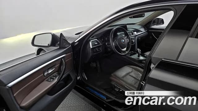2021 BMW 4 Series (F32) 420i Luxury GranCoupe Sold VIN WBA4H3108MCF20820 – photo 19 2021 BMW 4 Series (F32) 420i Luxury GranCoupe Sold VIN WBA4H3108MCF20820 – photo 19