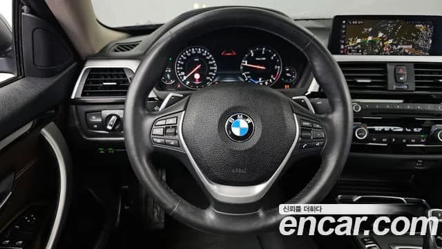 2021 BMW 4 Series (F32) 420d Luxury GranCoupe Sold VIN WBA4K3106MCF11647 – exterior detail 2021 BMW 4 Series (F32) 420d Luxury GranCoupe Sold VIN WBA4K3106MCF11647 – exterior detail
