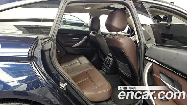 2021 BMW 4 Series (F32) 420d Luxury GranCoupe Sold VIN WBA4K3106MCF11647 – trunk area 2021 BMW 4 Series (F32) 420d Luxury GranCoupe Sold VIN WBA4K3106MCF11647 – trunk area
