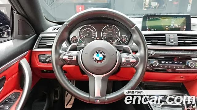 2018 BMW 4Series (F32) 420i M Sport Coupe Sold VIN WBA4S3103JAC84876 – exterior detail 2018 BMW 4Series (F32) 420i M Sport Coupe Sold VIN WBA4S3103JAC84876 – exterior detail