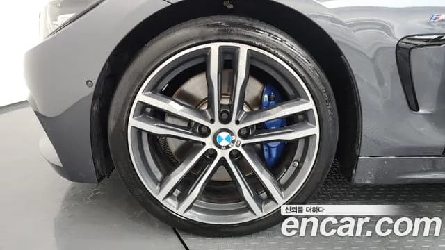 2018 BMW 4 Series (F32) 430i M Sport Convertible Sold VIN WBA4Z1109JEF34601 – photo 14 2018 BMW 4 Series (F32) 430i M Sport Convertible Sold VIN WBA4Z1109JEF34601 – photo 14