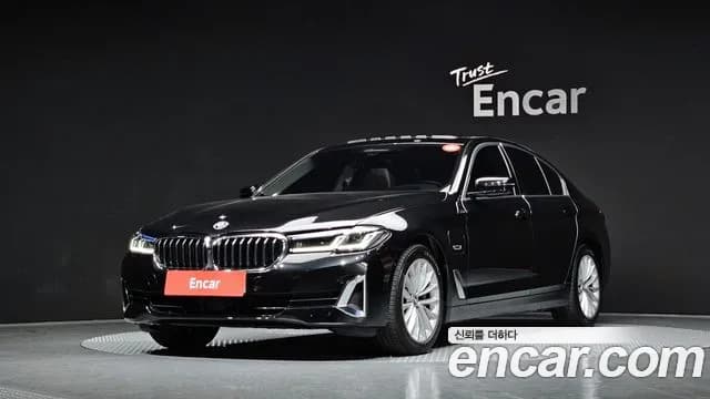 2022 BMW 5Series (G30) 530e Luxury Sold VIN WBA51AG00NCJ70652 – engine bay 2022 BMW 5Series (G30) 530e Luxury Sold VIN WBA51AG00NCJ70652 – engine bay