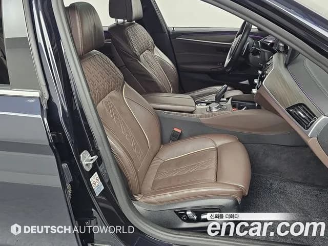2021 BMW 5Series (G30) 530e M Sport Sold VIN WBA51AG01MCF60693 – front exterior 2021 BMW 5Series (G30) 530e M Sport Sold VIN WBA51AG01MCF60693 – front exterior