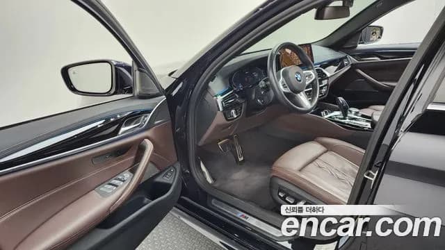 2021 BMW 5Series (G30) 530e M Sport Sold VIN WBA51AG01MCH57055 – photo 12 2021 BMW 5Series (G30) 530e M Sport Sold VIN WBA51AG01MCH57055 – photo 12