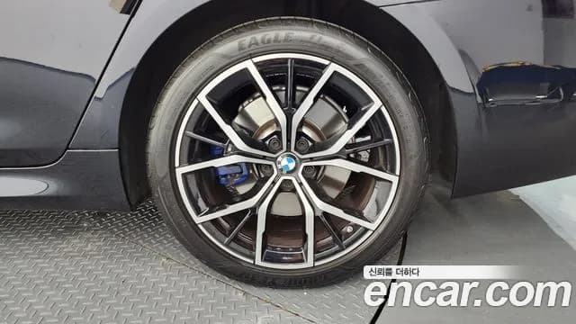 2021 BMW 5Series (G30) 530e M Sport Sold VIN WBA51AG01MCH57055 – photo 22 2021 BMW 5Series (G30) 530e M Sport Sold VIN WBA51AG01MCH57055 – photo 22