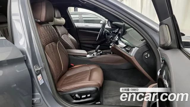 2023 BMW 5Series (G30) 530e M Sport Sold VIN WBA51AG01PCM44721 – front exterior 2023 BMW 5Series (G30) 530e M Sport Sold VIN WBA51AG01PCM44721 – front exterior