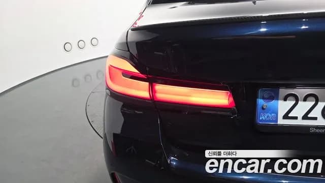 2023 BMW 5 Series (G30) 530e M Sport Sold VIN WBA51AG01PCN35696 – rear exterior 2023 BMW 5 Series (G30) 530e M Sport Sold VIN WBA51AG01PCN35696 – rear exterior