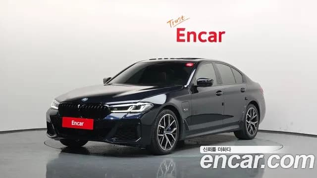 2023 BMW 5 Series (G30) 530e M Sport Sold VIN WBA51AG01PCN35696 – side profile 2023 BMW 5 Series (G30) 530e M Sport Sold VIN WBA51AG01PCN35696 – side profile