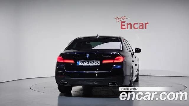 2022 BMW 5Series (G30) 530e M Sport Sold VIN WBA51AG02NCH93032 – rear exterior 2022 BMW 5Series (G30) 530e M Sport Sold VIN WBA51AG02NCH93032 – rear exterior