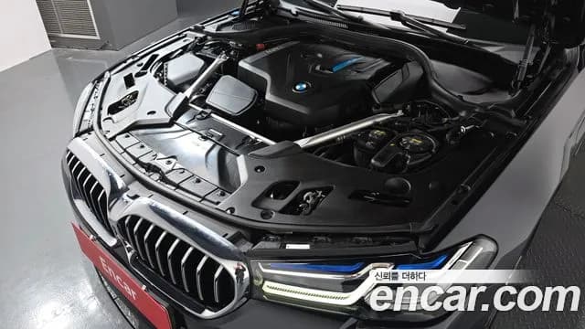 2022 BMW 5Series (G30) 530e M Sport Sold VIN WBA51AG02NCH93032 – interior seats 2022 BMW 5Series (G30) 530e M Sport Sold VIN WBA51AG02NCH93032 – interior seats