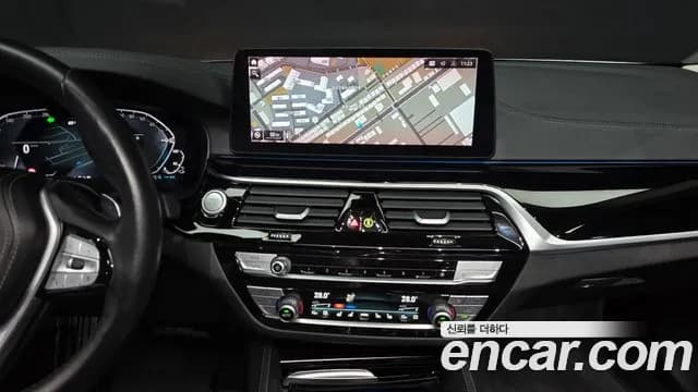 2021 BMW 5Series (G30) 530e Luxury Sold VIN WBA51AG06MCG90002 – photo 19 2021 BMW 5Series (G30) 530e Luxury Sold VIN WBA51AG06MCG90002 – photo 19