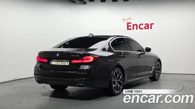 2021 BMW 5Series (G30) 530e M Sport Sold VIN WBA51AG06MCH21250 – rear exterior 2021 BMW 5Series (G30) 530e M Sport Sold VIN WBA51AG06MCH21250 – rear exterior
