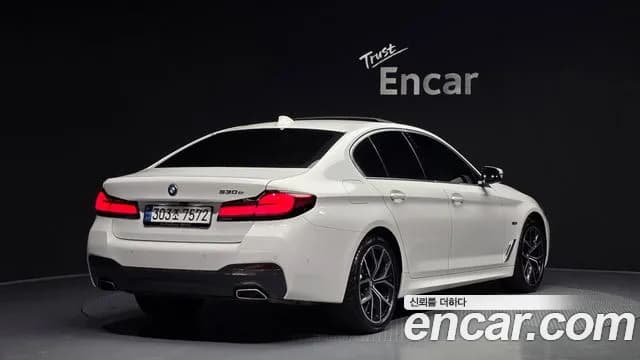 2023 BMW 5 Series (G30) 530e M Sport Sold VIN WBA51AG06PCL54819 – photo 12 2023 BMW 5 Series (G30) 530e M Sport Sold VIN WBA51AG06PCL54819 – photo 12