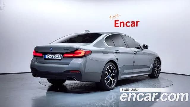 2022 BMW 5 Series (G30) 530e M Sport Sold VIN WBA51AG0XNCK00935 – photo 15 2022 BMW 5 Series (G30) 530e M Sport Sold VIN WBA51AG0XNCK00935 – photo 15