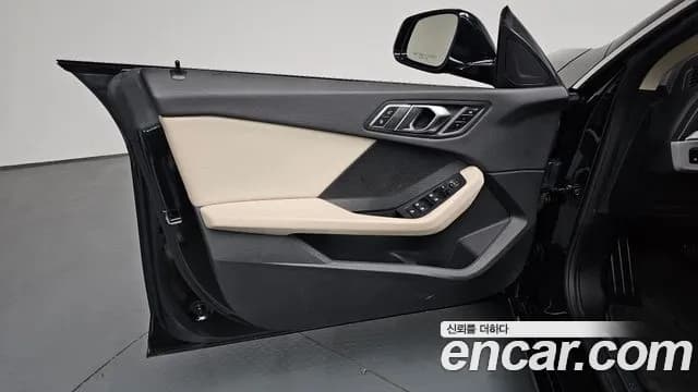2020 BMW 2 Series Gran Coupe (F44) 220d Advantage Sold VIN WBA51AM08L7F49010 – photo 26 2020 BMW 2 Series Gran Coupe (F44) 220d Advantage Sold VIN WBA51AM08L7F49010 – photo 26