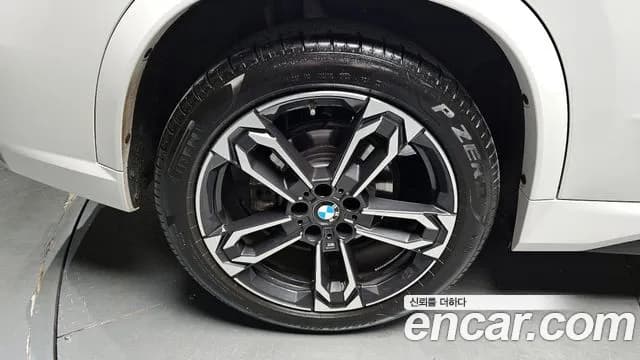 2025 BMW X1 (U11) xDrive 20i M Sport Sold VIN WBA51EE03S5077487 – photo 12 2025 BMW X1 (U11) xDrive 20i M Sport Sold VIN WBA51EE03S5077487 – photo 12