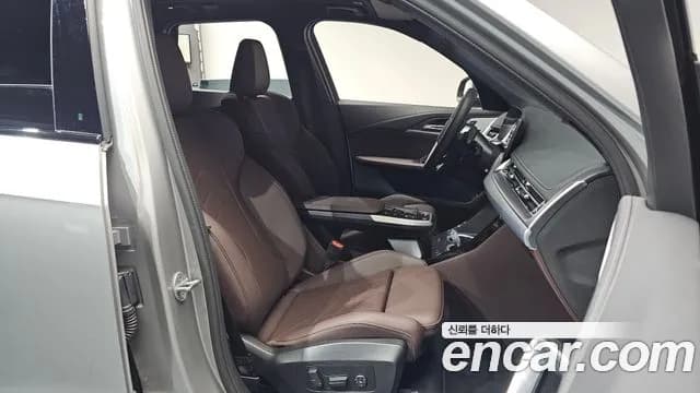 2025 BMW X1 (U11) xDrive 20i M Sport Sold VIN WBA51EE07S5276221 – photo 13 2025 BMW X1 (U11) xDrive 20i M Sport Sold VIN WBA51EE07S5276221 – photo 13
