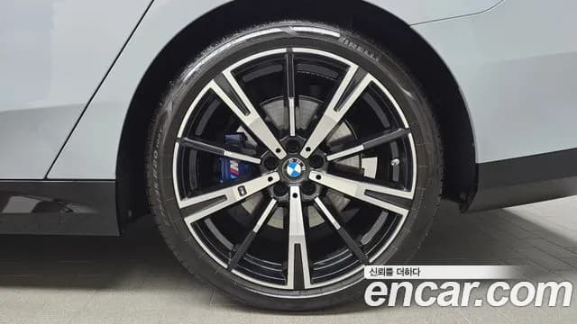 2024 BMW 5Series (G60) 530i xDrive M Sport Sold VIN WBA51FJ03RCR60023 – trunk area 2024 BMW 5Series (G60) 530i xDrive M Sport Sold VIN WBA51FJ03RCR60023 – trunk area