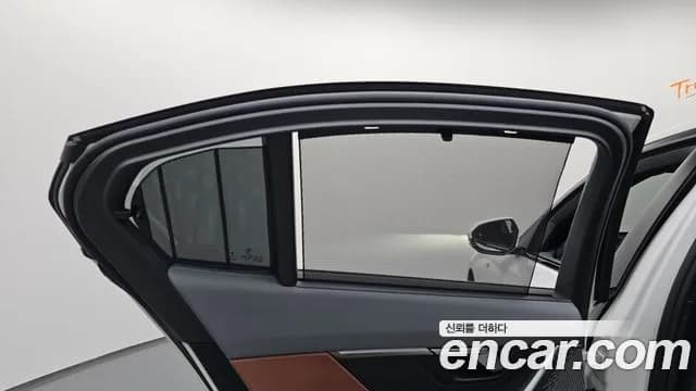 2025 BMW 5Series (G60) 530i xDrive M Sport Sold VIN WBA51FJ04SCU26065 – interior seats 2025 BMW 5Series (G60) 530i xDrive M Sport Sold VIN WBA51FJ04SCU26065 – interior seats