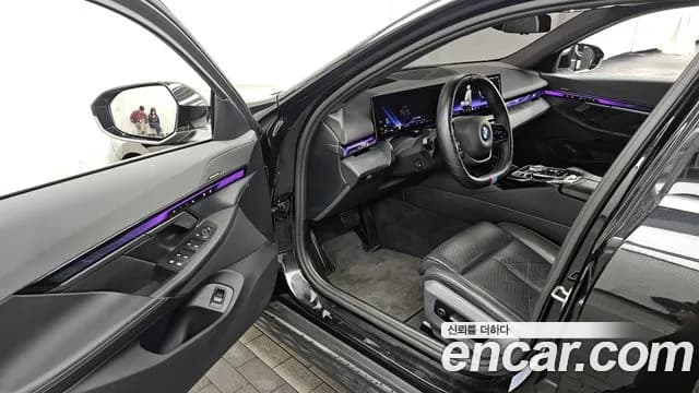 2024 BMW 5 Series (G60) 530i xDrive Sold VIN WBA51FJ06RCP57028 – interior seats 2024 BMW 5 Series (G60) 530i xDrive Sold VIN WBA51FJ06RCP57028 – interior seats