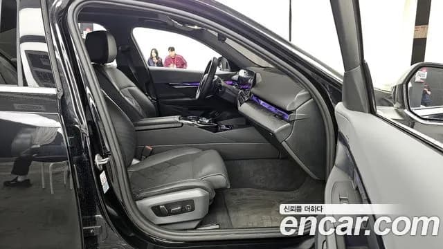 2024 BMW 5 Series (G60) 530i xDrive Sold VIN WBA51FJ06RCP57028 – exterior detail 2024 BMW 5 Series (G60) 530i xDrive Sold VIN WBA51FJ06RCP57028 – exterior detail