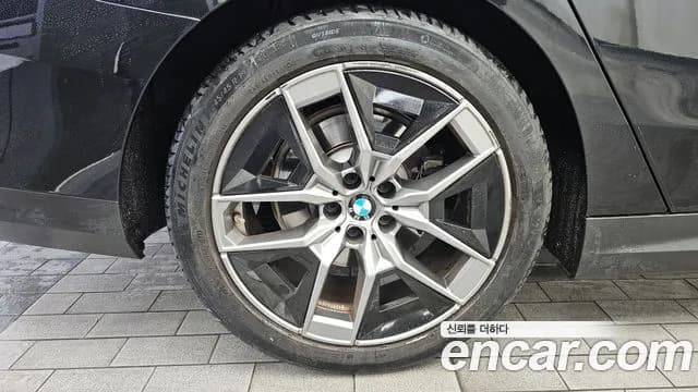 2024 BMW 5 Series (G60) 530i xDrive Sold VIN WBA51FJ06RCP57028 – photo 17 2024 BMW 5 Series (G60) 530i xDrive Sold VIN WBA51FJ06RCP57028 – photo 17