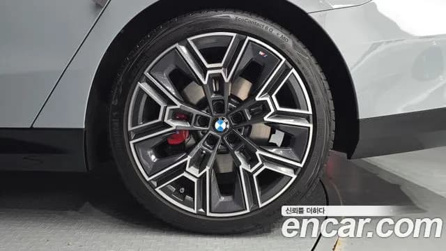 2026 BMW 5 Series (G60) 530i xDrive M Sport Pro Special Edition Sold VIN WBA51FJPXTCV96075 – photo 15 2026 BMW 5 Series (G60) 530i xDrive M Sport Pro Special Edition Sold VIN WBA51FJPXTCV96075 – photo 15