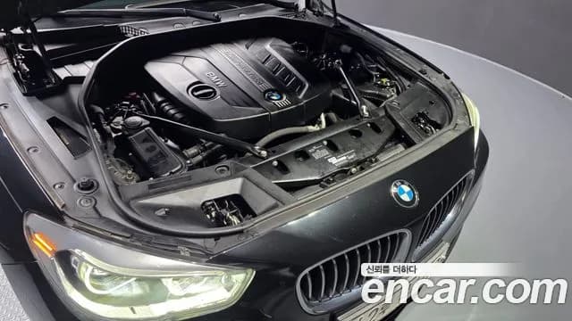 2017 BMW 5Series GT (F07) GT ED Edition Sold VIN WBA5N2105HG269192 – photo 13 2017 BMW 5Series GT (F07) GT ED Edition Sold VIN WBA5N2105HG269192 – photo 13
