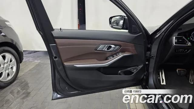 2022 BMW 3Series (G20) 330e M Sport Sold VIN WBA5P7100NFL92505 – front exterior 2022 BMW 3Series (G20) 330e M Sport Sold VIN WBA5P7100NFL92505 – front exterior