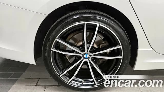 2020 BMW 3Series (G20) 330e M Sport Sold VIN WBA5P7109LFJ96592 – photo 14 2020 BMW 3Series (G20) 330e M Sport Sold VIN WBA5P7109LFJ96592 – photo 14