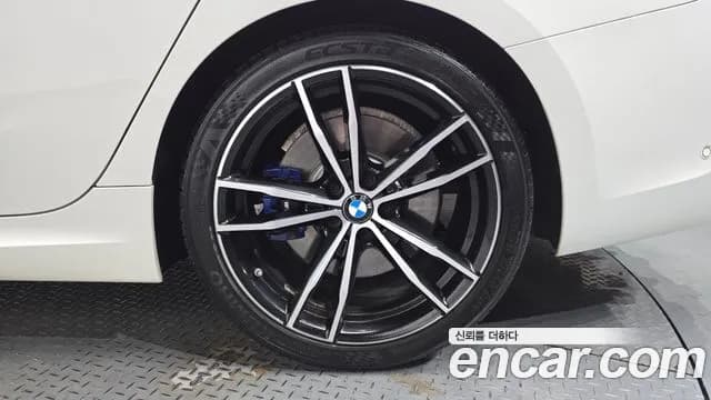 2019 BMW 3Series (G20) 330i M Sport Sold VIN WBA5R3100KAE82302 – rear exterior 2019 BMW 3Series (G20) 330i M Sport Sold VIN WBA5R3100KAE82302 – rear exterior